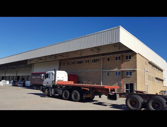 3,750M² FACTORY TO LET IN BLACKHEATH INDUSTRIAL